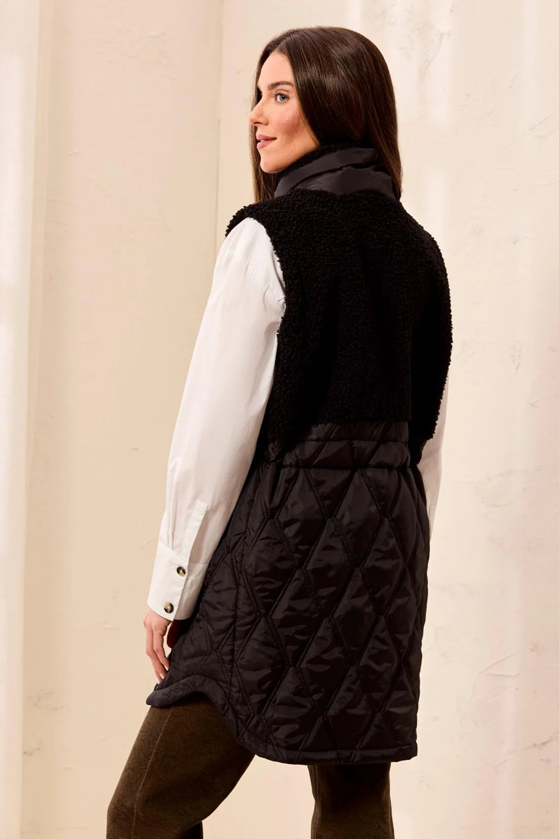 TRIBAL - SLEEVELESS MIX MEDIA SHERPA VEST