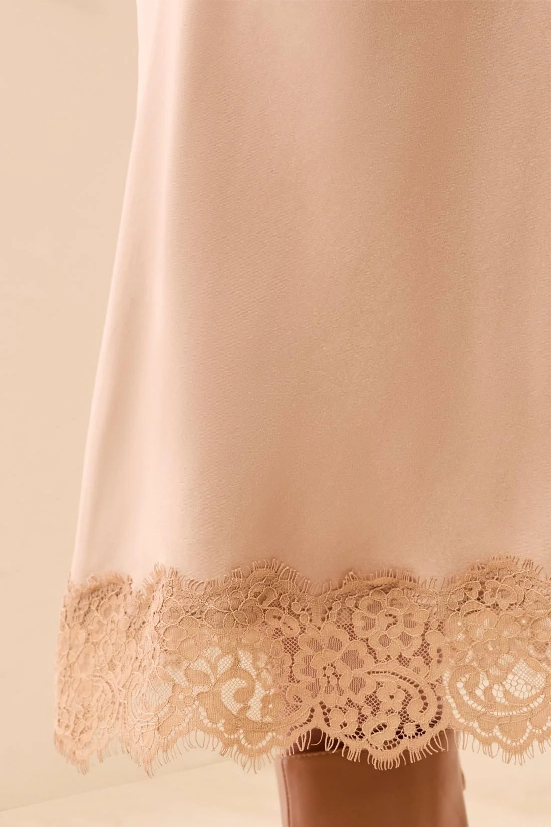 TRIBAL - SATIN SKIRT WITH LACE HEM