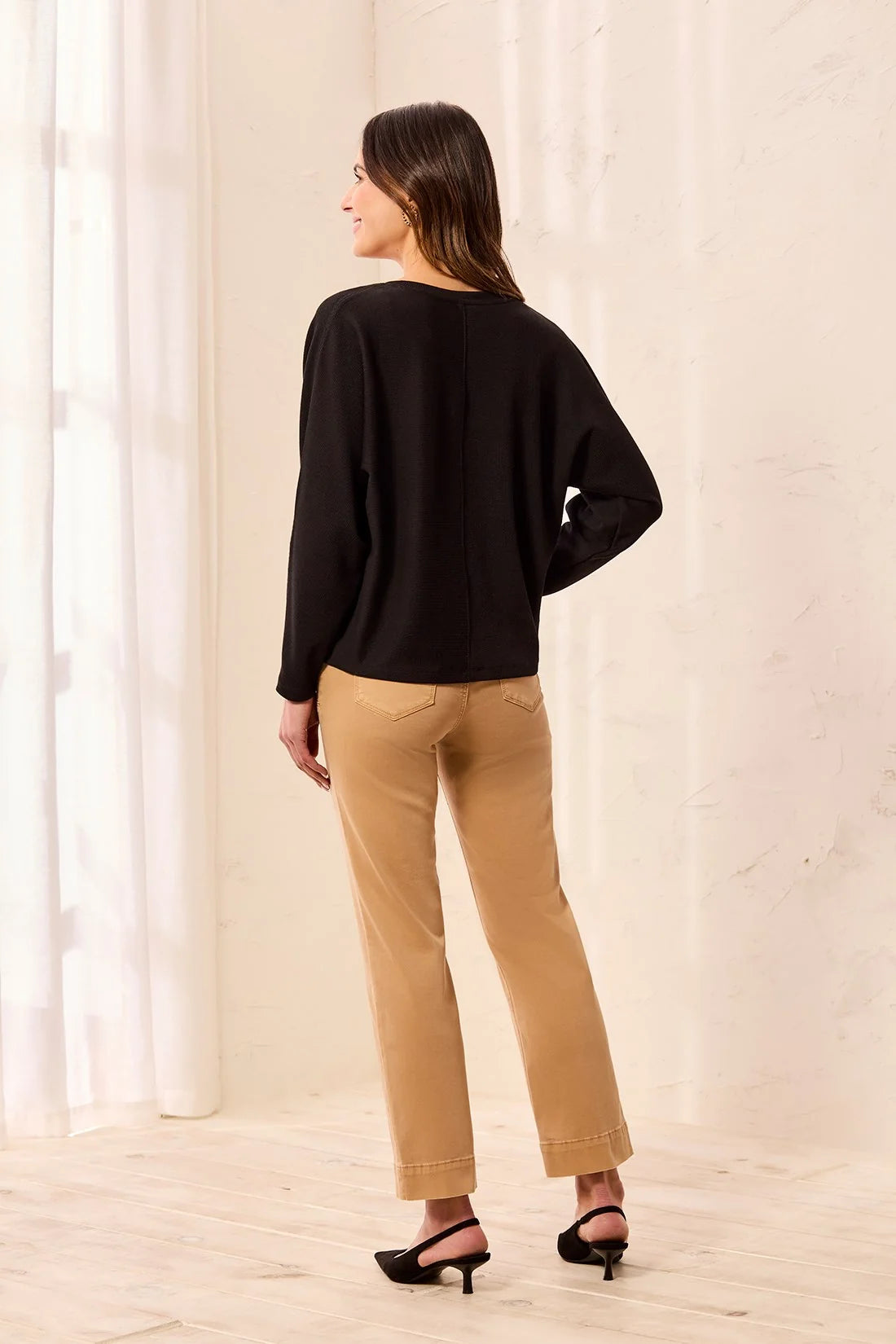 TRIBAL - LONG SLEEVE DOLMAN V-NECK TOP-BLACK