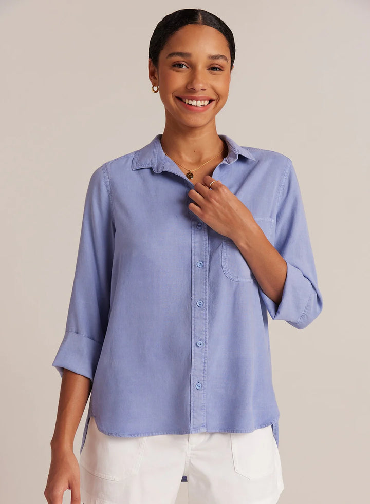 BELLA DAHL- WOMEN'S TAIL BUTTON DOWN SHIRT