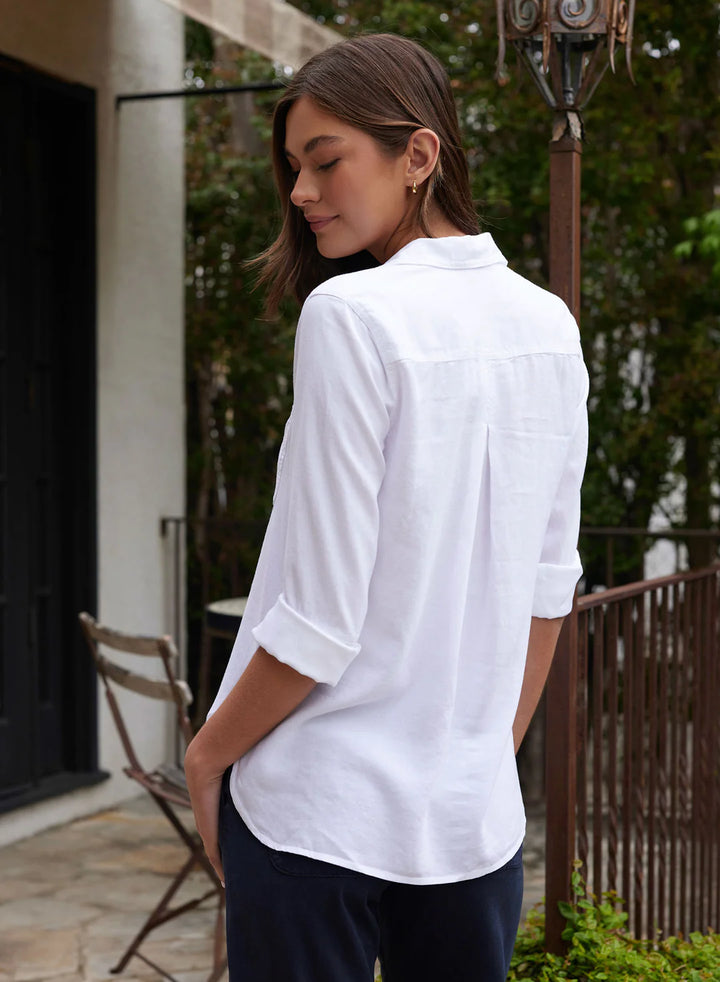 BELLA DAHL- WOMEN'S TAIL BUTTON DOWN SHIRT