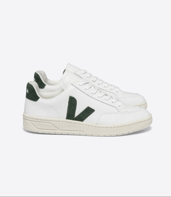 VEJA- MEN’S V-12 LEATHER SHOE