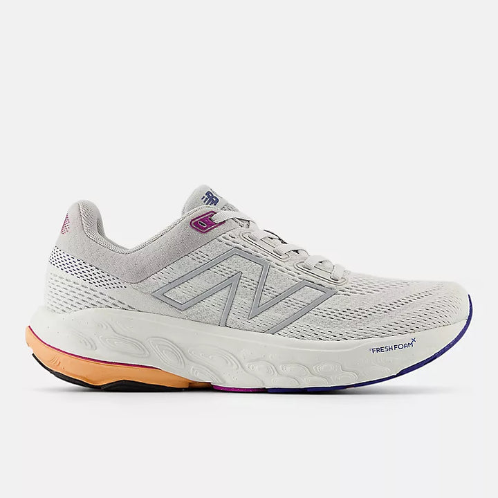 NEW BALANCE- WOMENS 860 SNEAKER