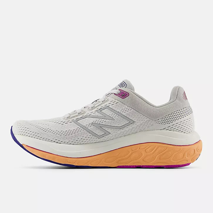 NEW BALANCE- WOMENS 860 SNEAKER