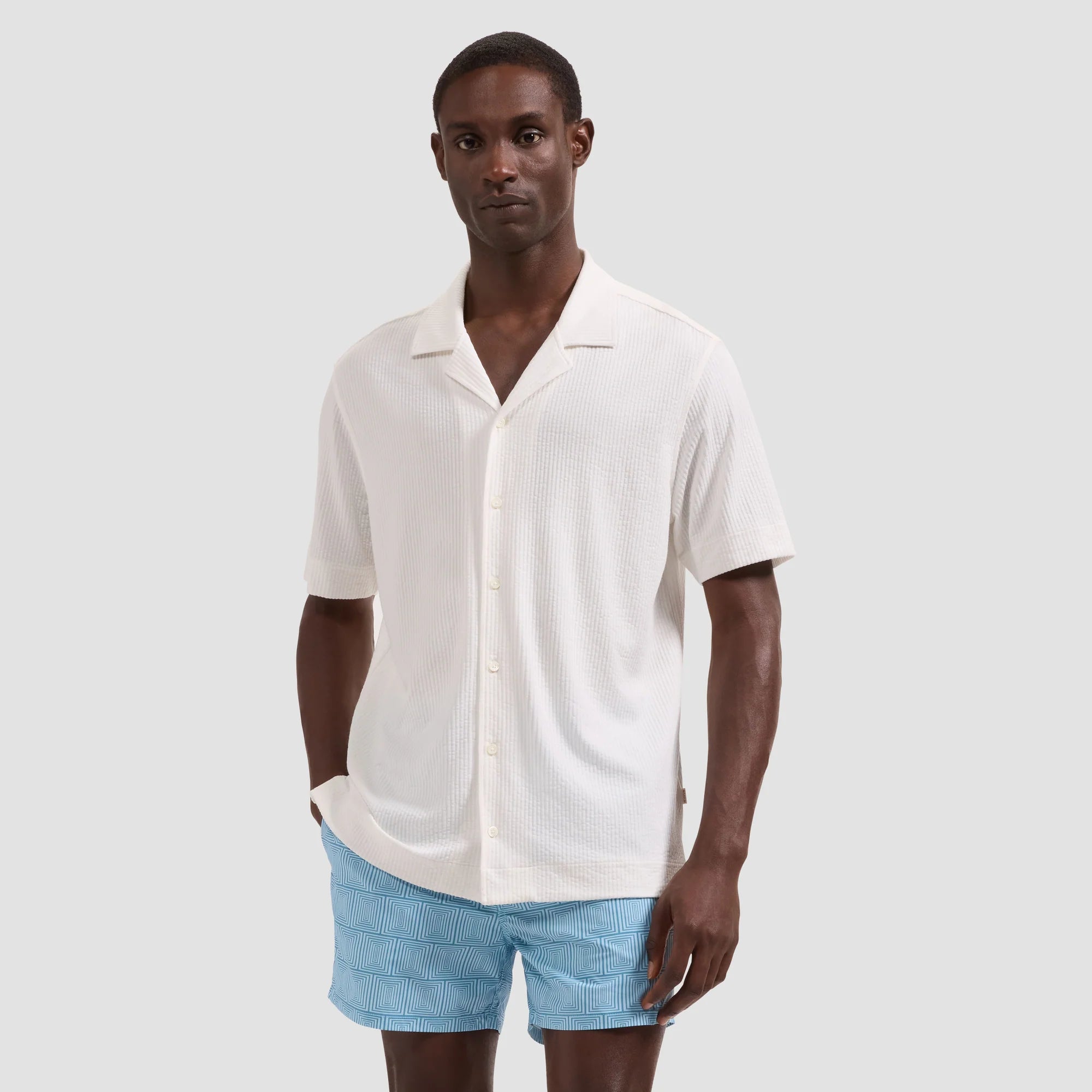 BUGATCHI - CRUZ MID - LENGTH SWIM JXM201M40