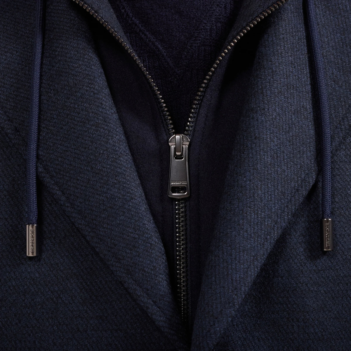 BUGATCHI - MEN'S THREE BUTTON BLAZER