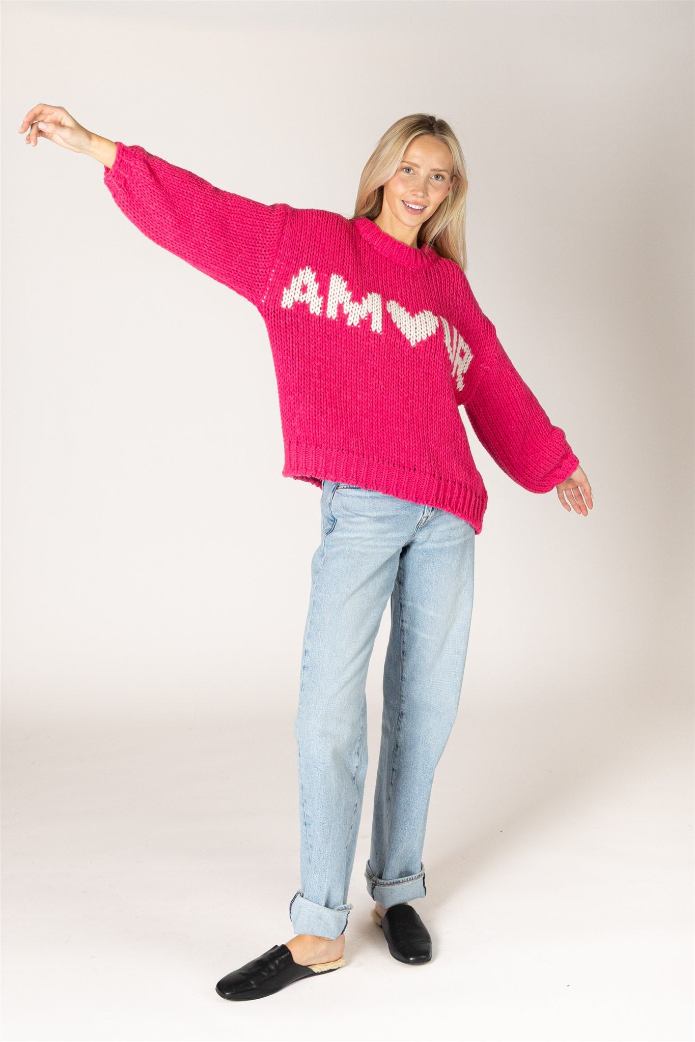 LYLA & LUXE - LAINEY HAND KNIT AMOUR SWEATER