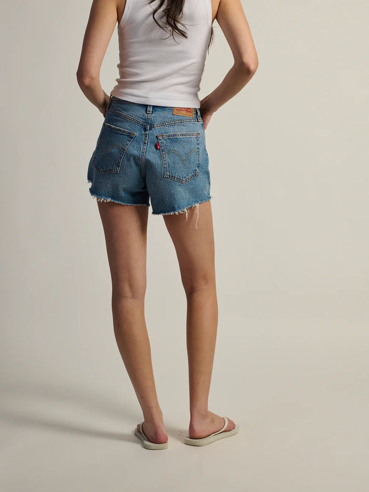 LEVI'S - 501® CURVE SHORT SIGNS OF SUCCESS