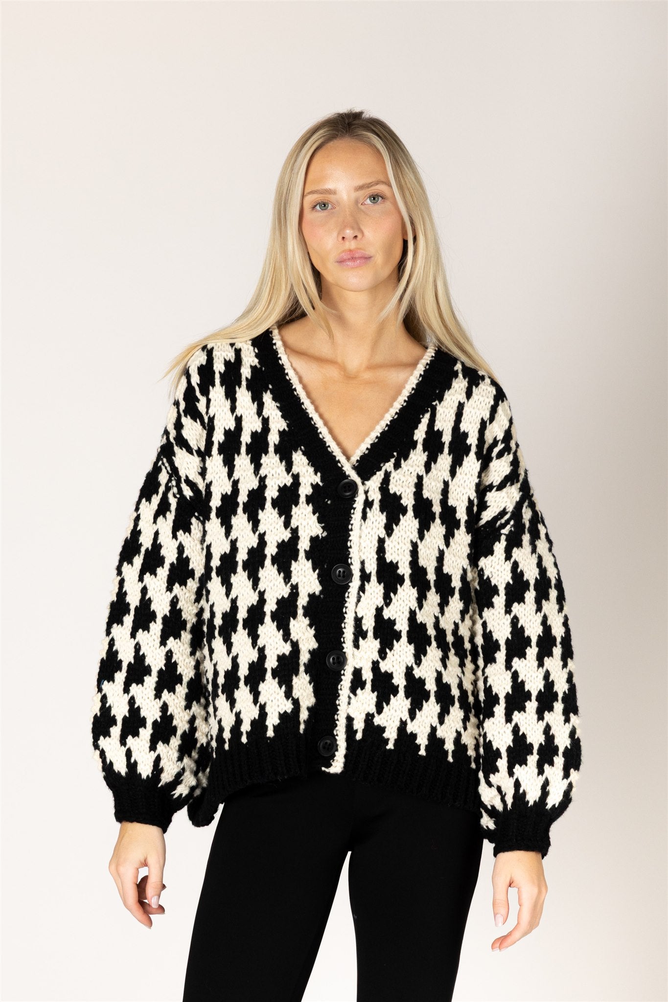 LYLA & LUXE - LIBBY HAND KNIT HOUNDSTOOTH CARDI