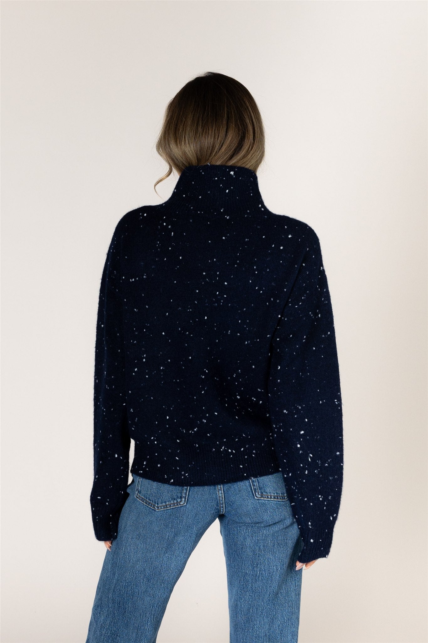 LYLA & LUXE - MACYFLECK HEART FLECK SWEATER