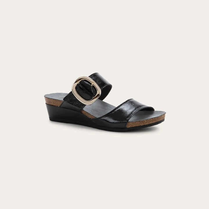 NAOT - WOMEN'S MAGIC SANDAL