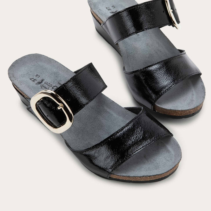 NAOT - WOMEN'S MAGIC SANDAL