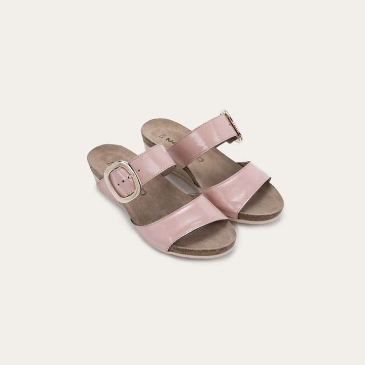 NAOT - WOMEN'S MAGIC SANDAL