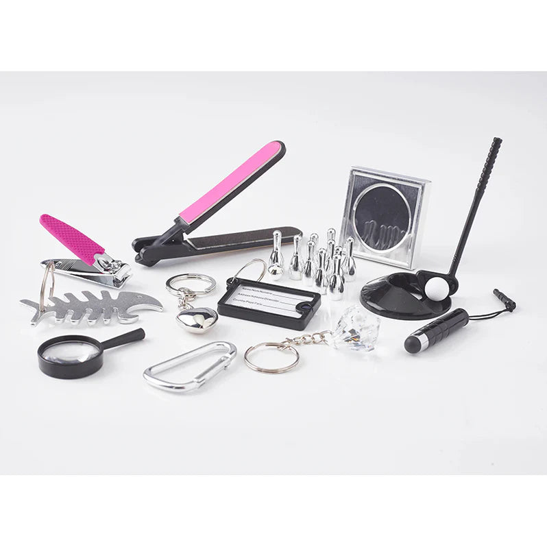 ROBIN REED- LONDON GAURDS CHRISTMAS CRACKERS