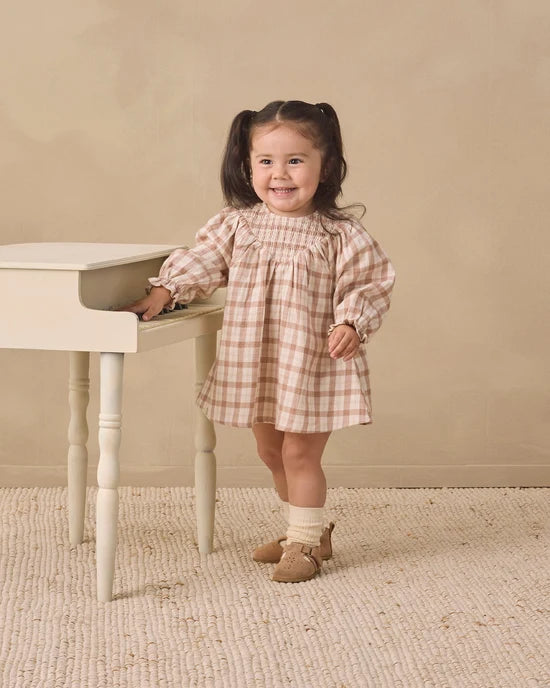 QUINCY MAE - V SMOCKED DRESS