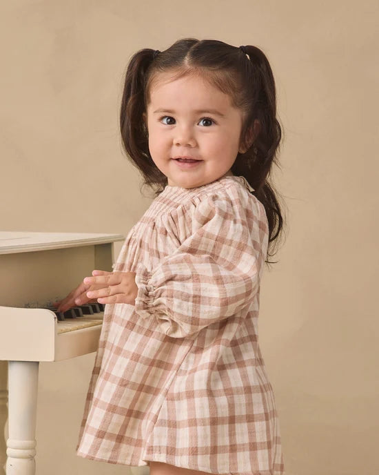 QUINCY MAE - V SMOCKED DRESS