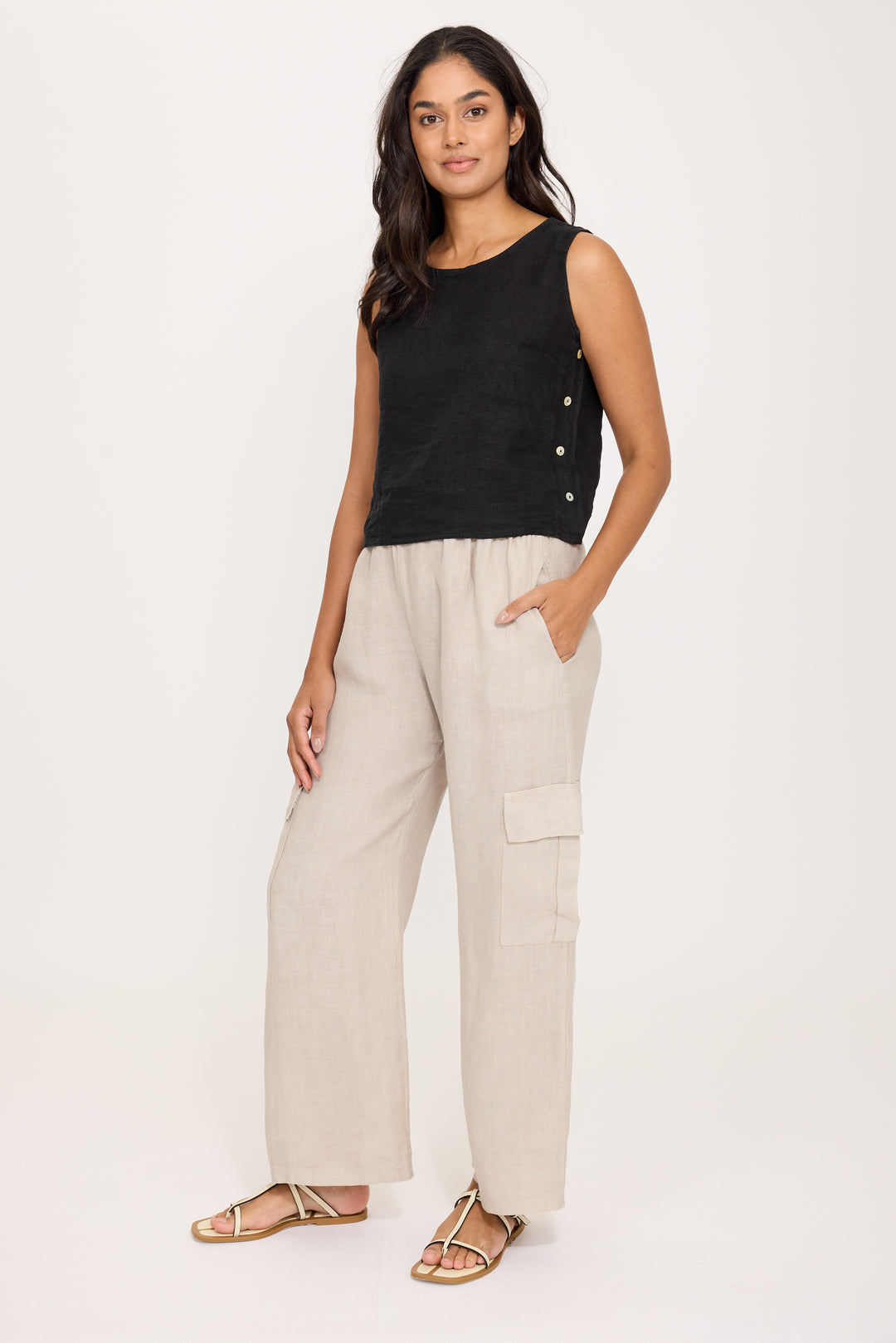 PISTACHE  - SLEEVELESS LINEN TOP W/ BUTTON SIDES R-03091