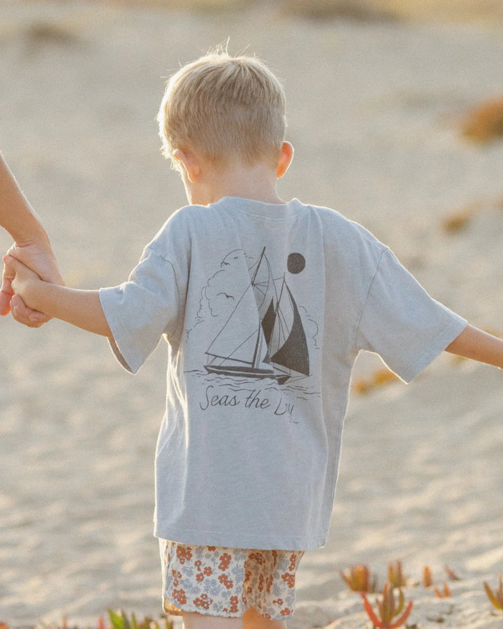 RYLE + CRU - RELAXED TEE SEAS THE DAY