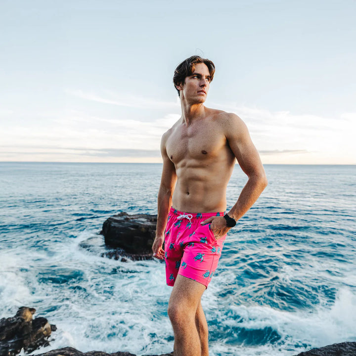 BERMIES- MEN'S SEA TURTLE 7" INSEAM SWIM TRUNKS