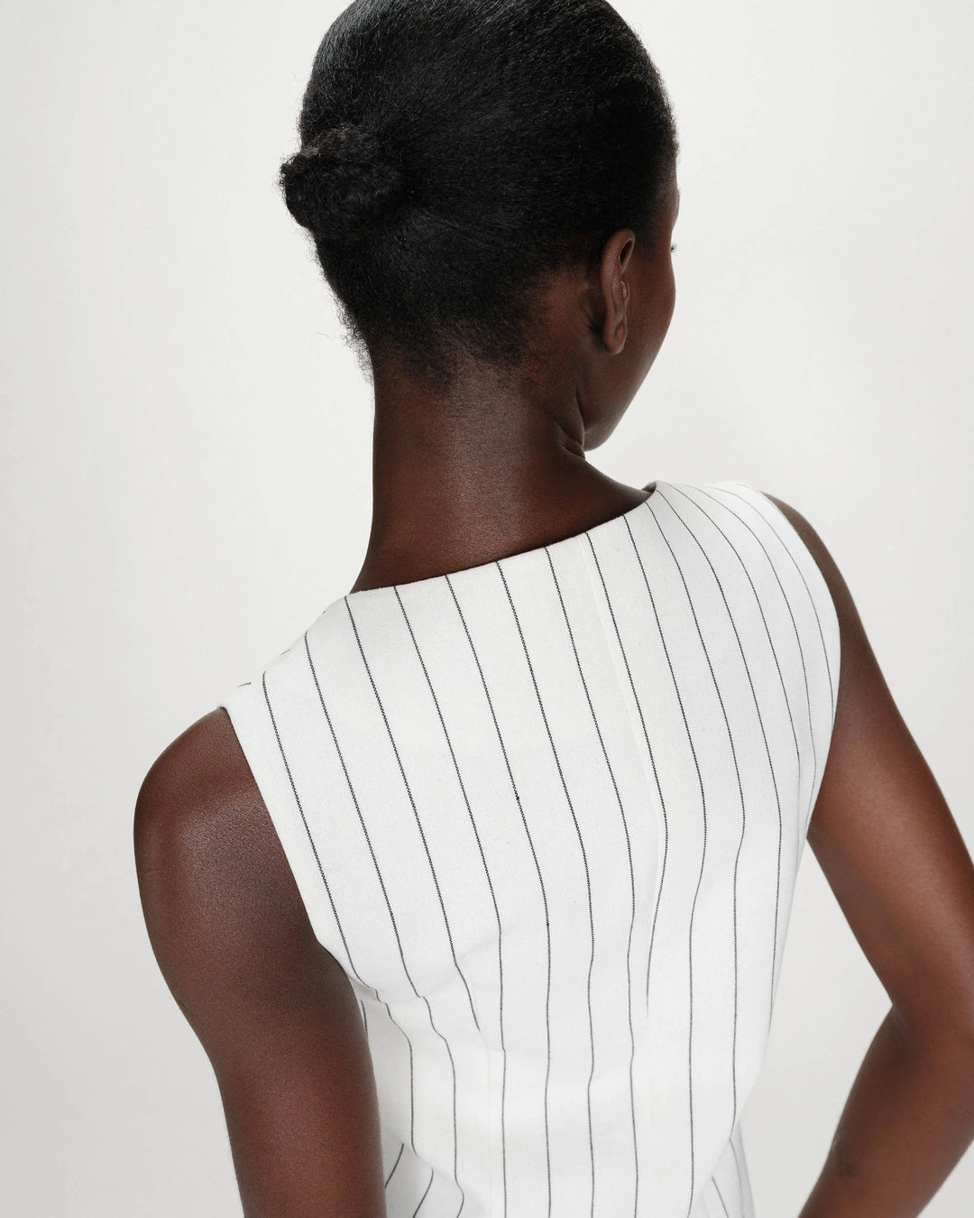 GRACE & MILA - WOMEN'S VIC VEST