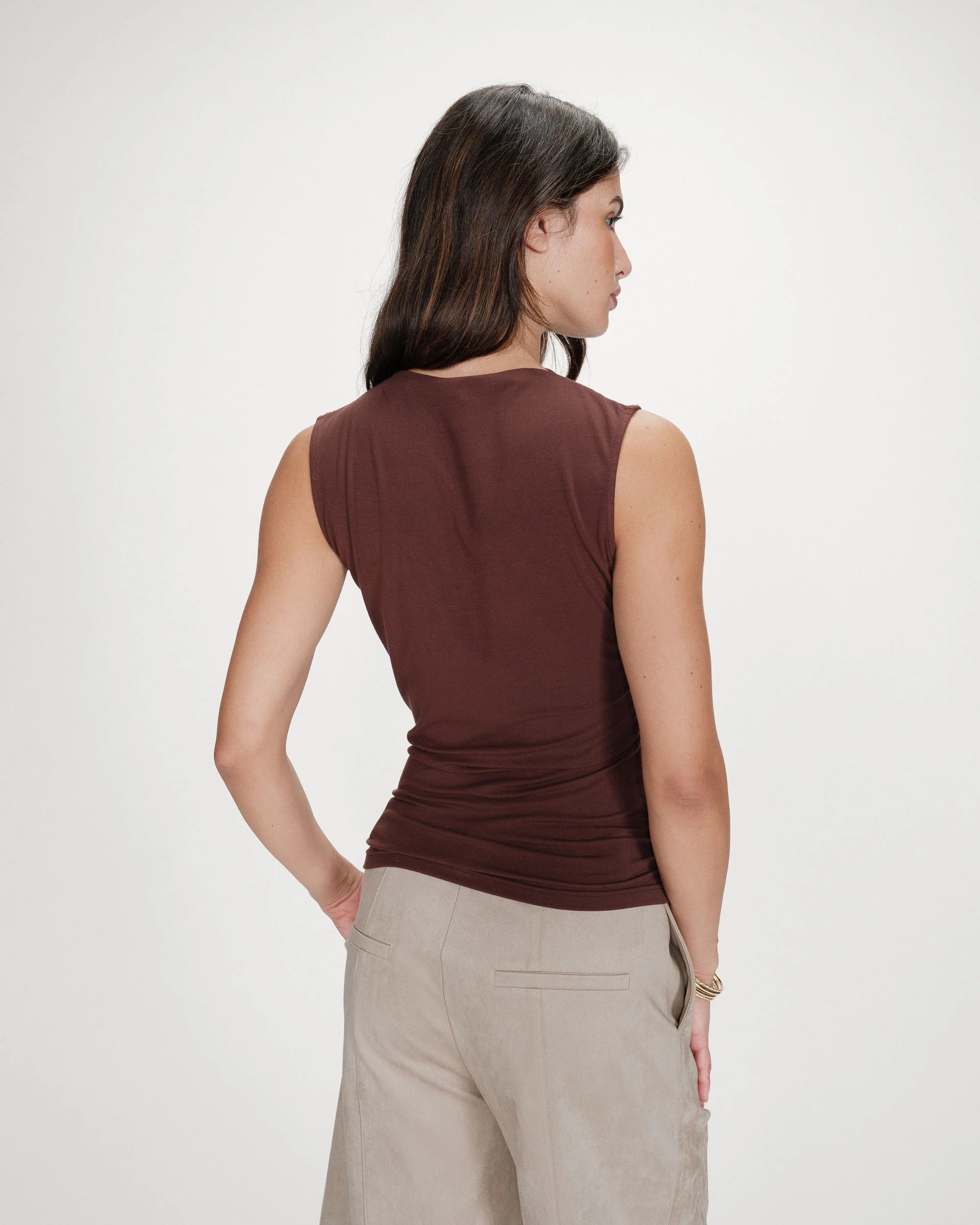 GRACE & MILA - WOMEN'S VALLEY T SHIRT
