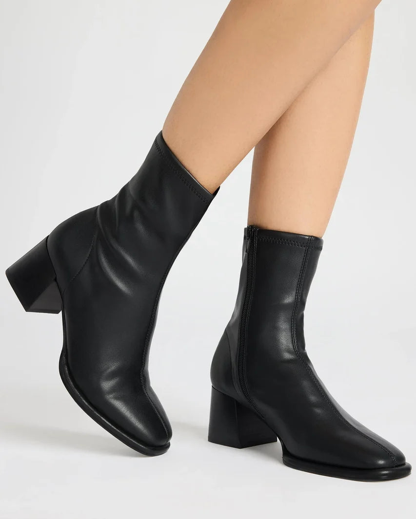 STEVE MADDEN - WOMEN'S PAMMY BOOT