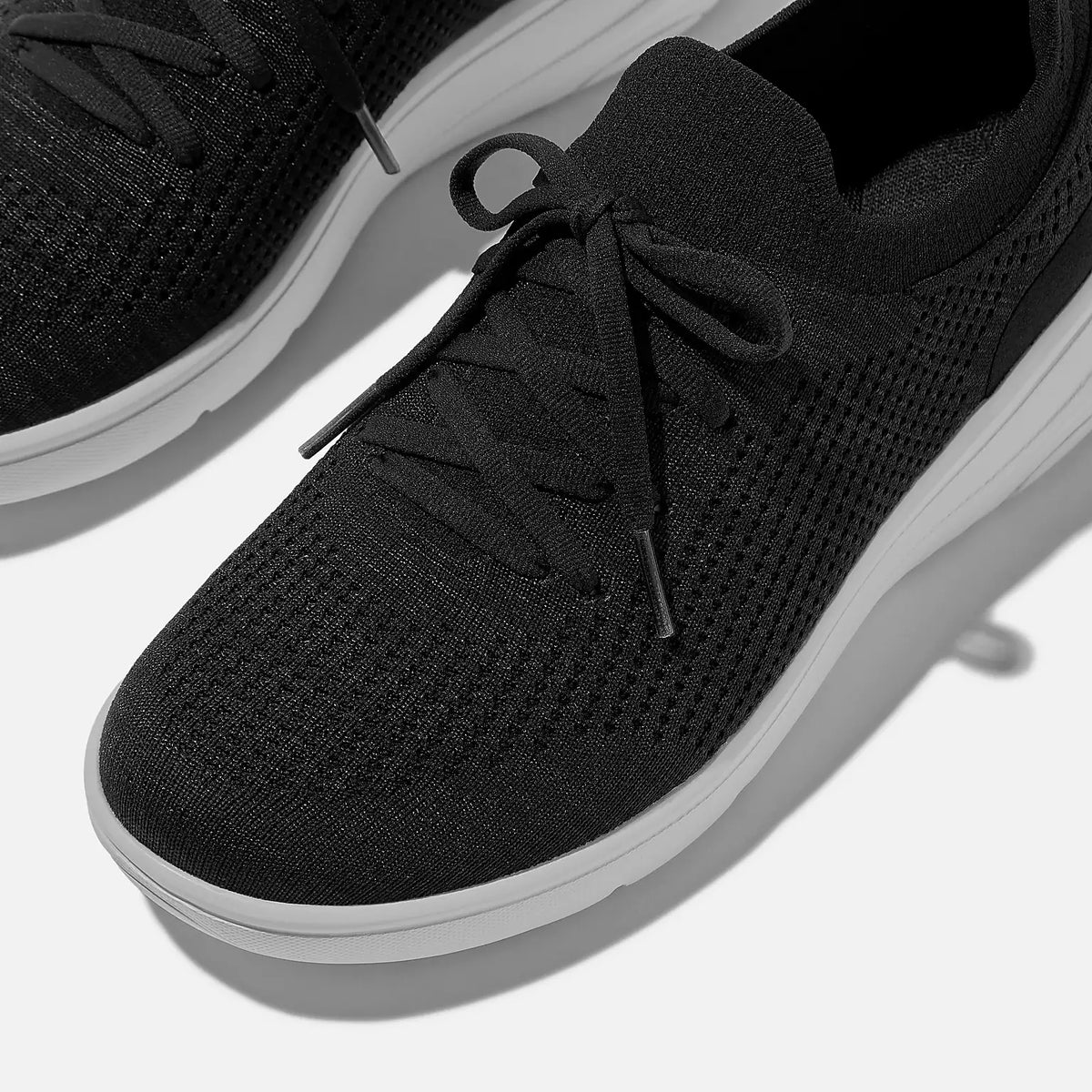 FITFLOP- WOMEN'S SUPER-Q KNIT SLIP-ON LACED SNEAKERS