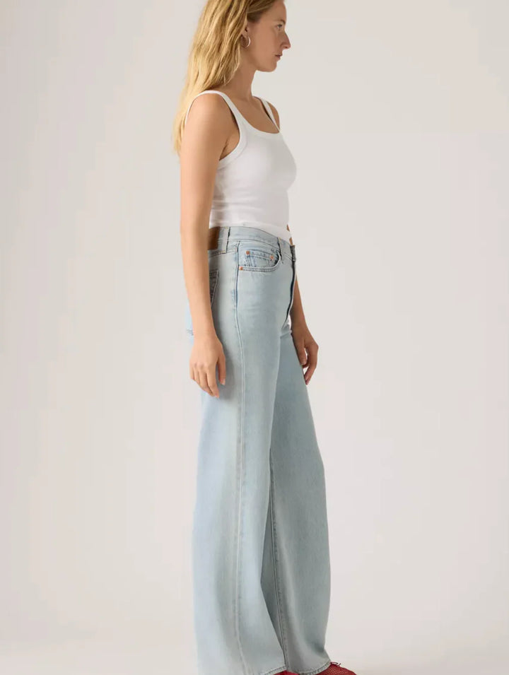 LEVI - WOMEN'S RIBCAGE WIDE LEG DENIM