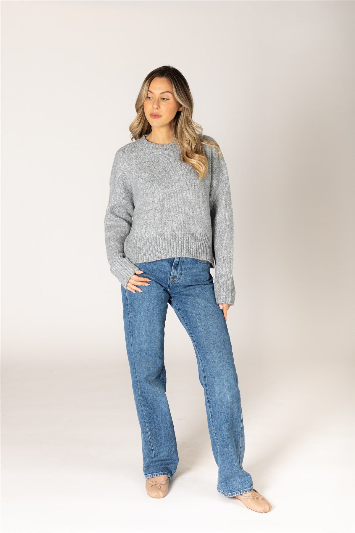 LYLA & LUXE - TIMMY MUST HAVE CREW SWEATER