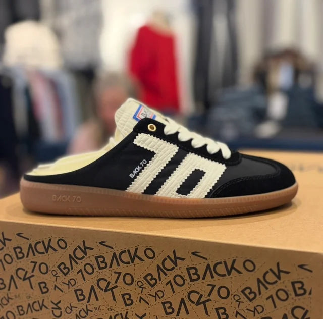 BACK 70 - EASTER CLOG