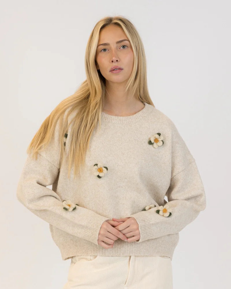 LYLA & LUXE - WOMEN'S HOLLY FLOWER SWEATER