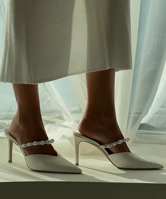 DOLCE VITA- WOMEN'S KANIKA VP DRESS SHOE