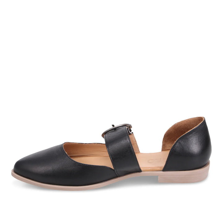 BUENO - BRITTNAY FLAT 26WE0500