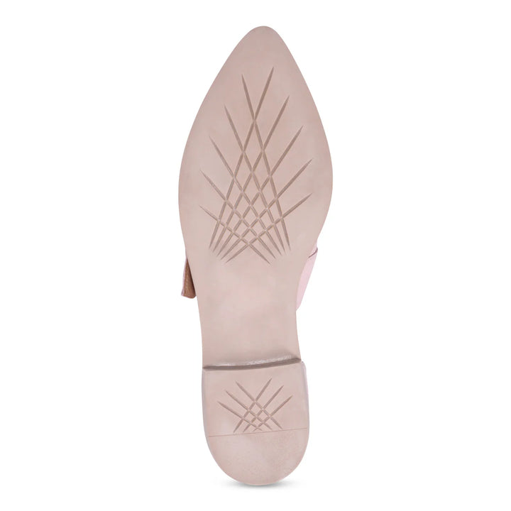 BUENO - BRITTNAY FLAT 26WE0500