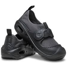 CROCS- KIDS SWIFTWATER SPLASH SHOE