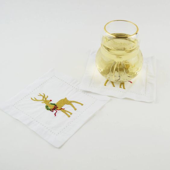 8 OAK LANE- REINDEER EMBROIDED COCKTAIL NAPKIN 