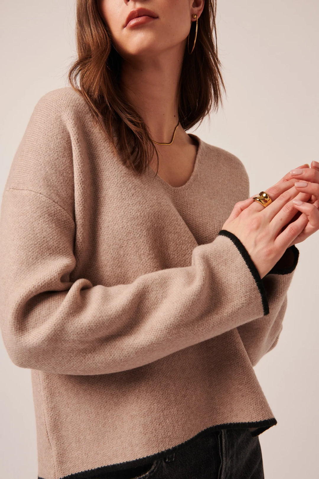 LINE- WOMEN'S GAIA SWEATER