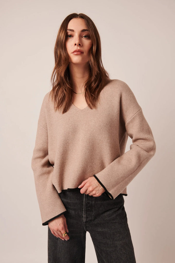 LINE- WOMEN'S GAIA SWEATER