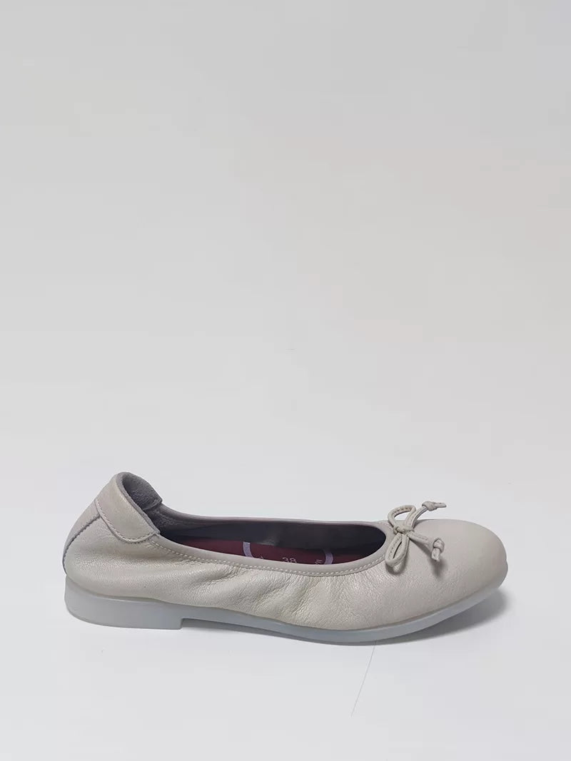 SAYDO- WOMEN'S GARDENIA FLAT