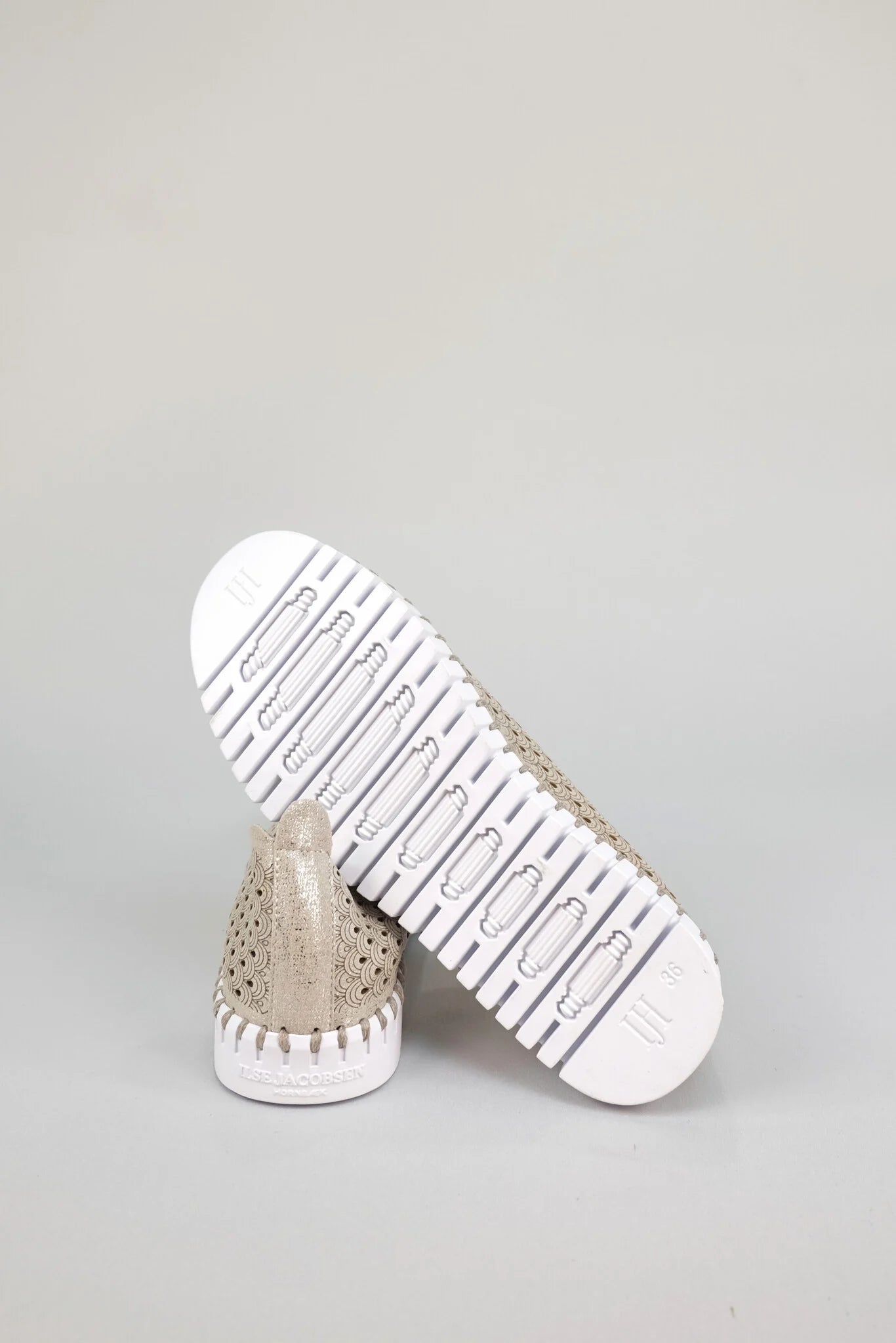 ILSE JACOBSEN - WOMEN'S TULIP3223 SHOE