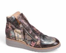 DJANGO & JULIETTE - WOMEN'S OHMY BOOT 