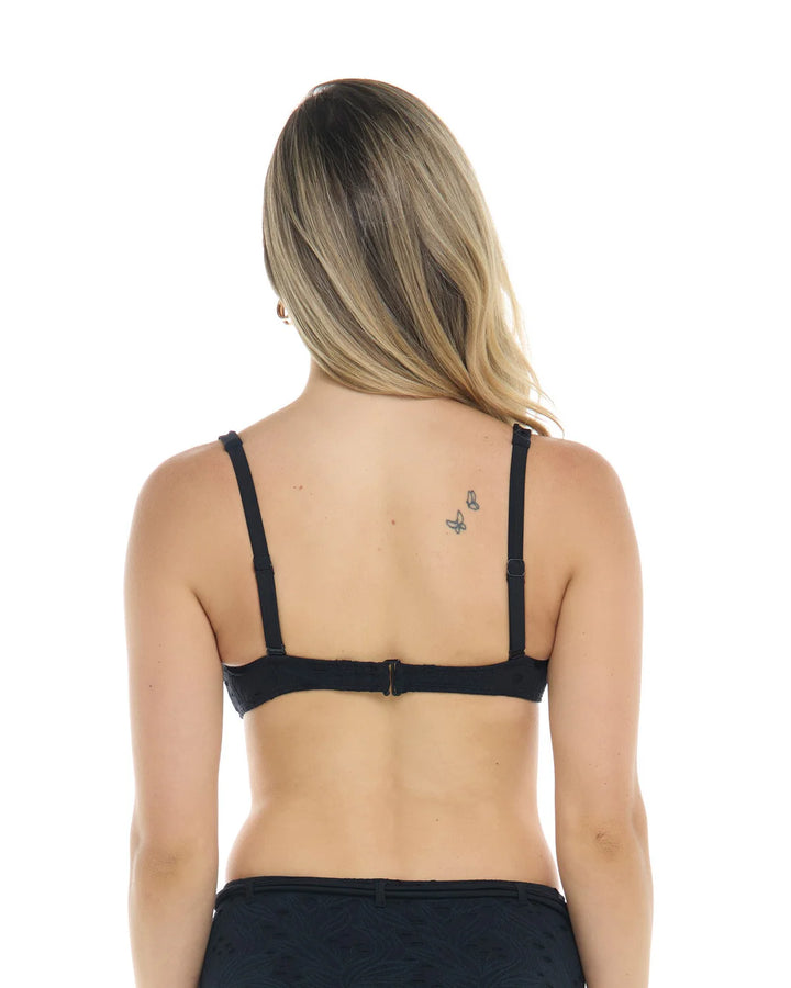 SKYE - LACE BLOOM EBBA TOP
