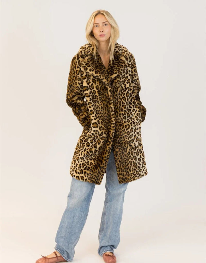 LYLA & LUXE- WOMEN'S LEO COAT