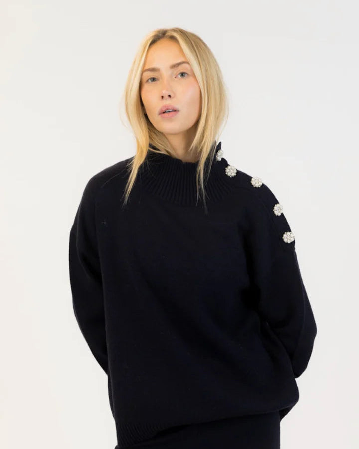 LYLA & LUXE - WOMEN'S BLAKE SWEATER 