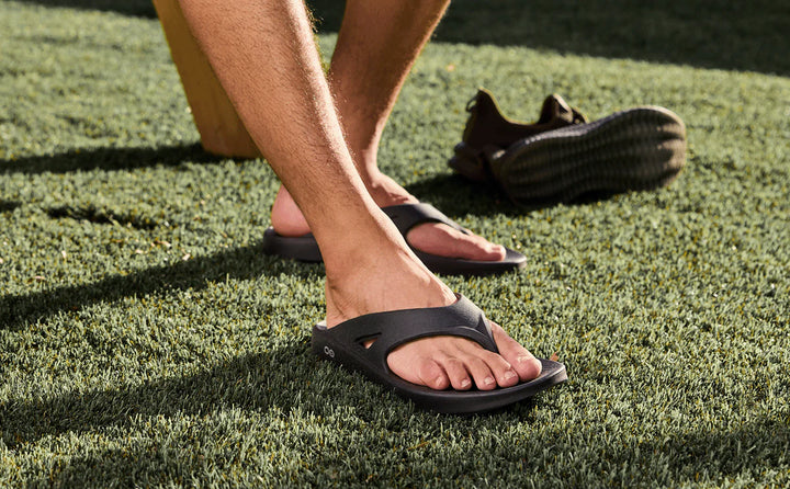 OOFOS - Men's OOriginal Thong Sandal