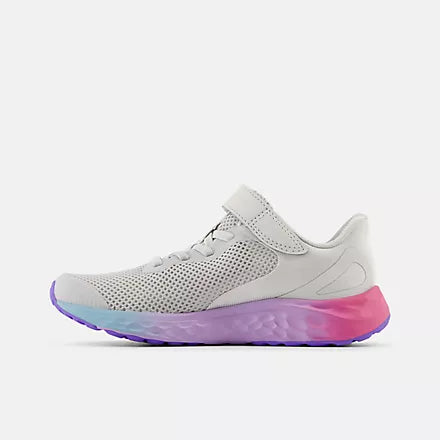 NEW BALANCE - KID'S ATHLETIC SHOE PAARIGR4