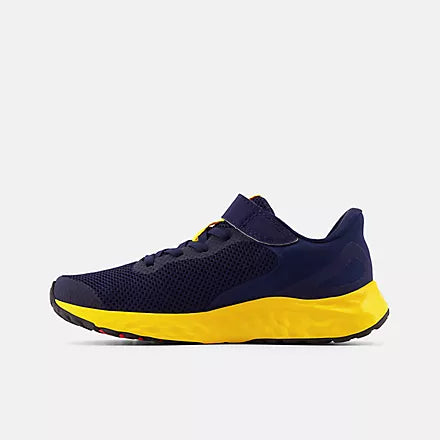 NEW BALANCE - KIDS RUNNING SHOE PAARIKB4