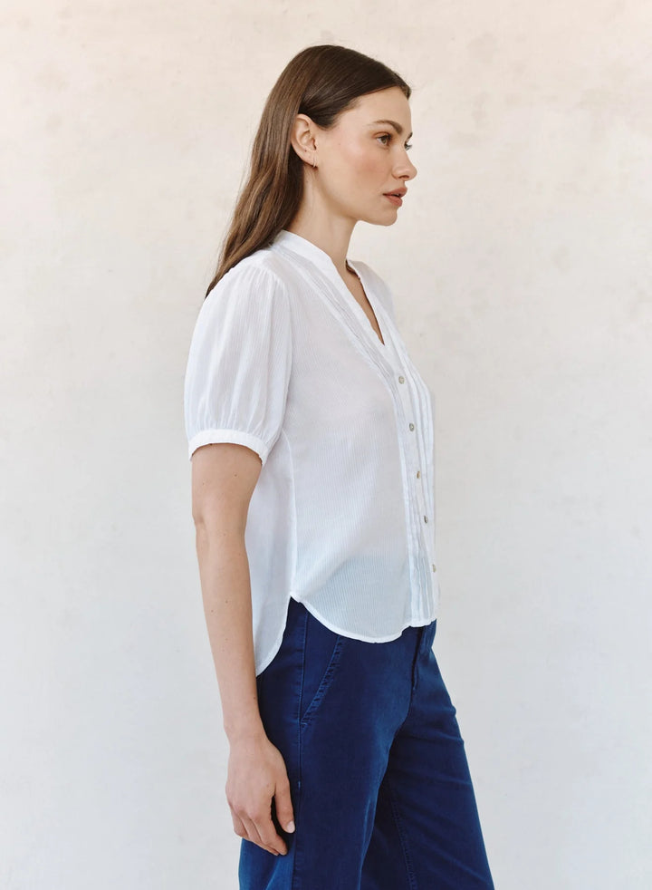 BELLA DAHL - WOMEN'S S/S PINTUCK SHIRT