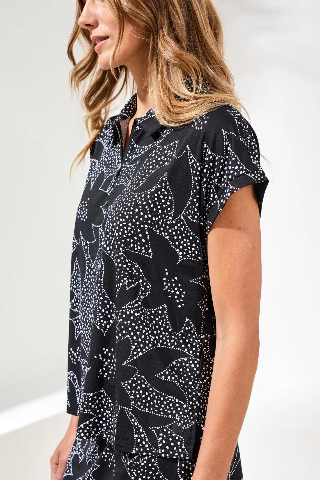 TRIBAL - WOMEN'S KNIT TOP 2090O-3024
