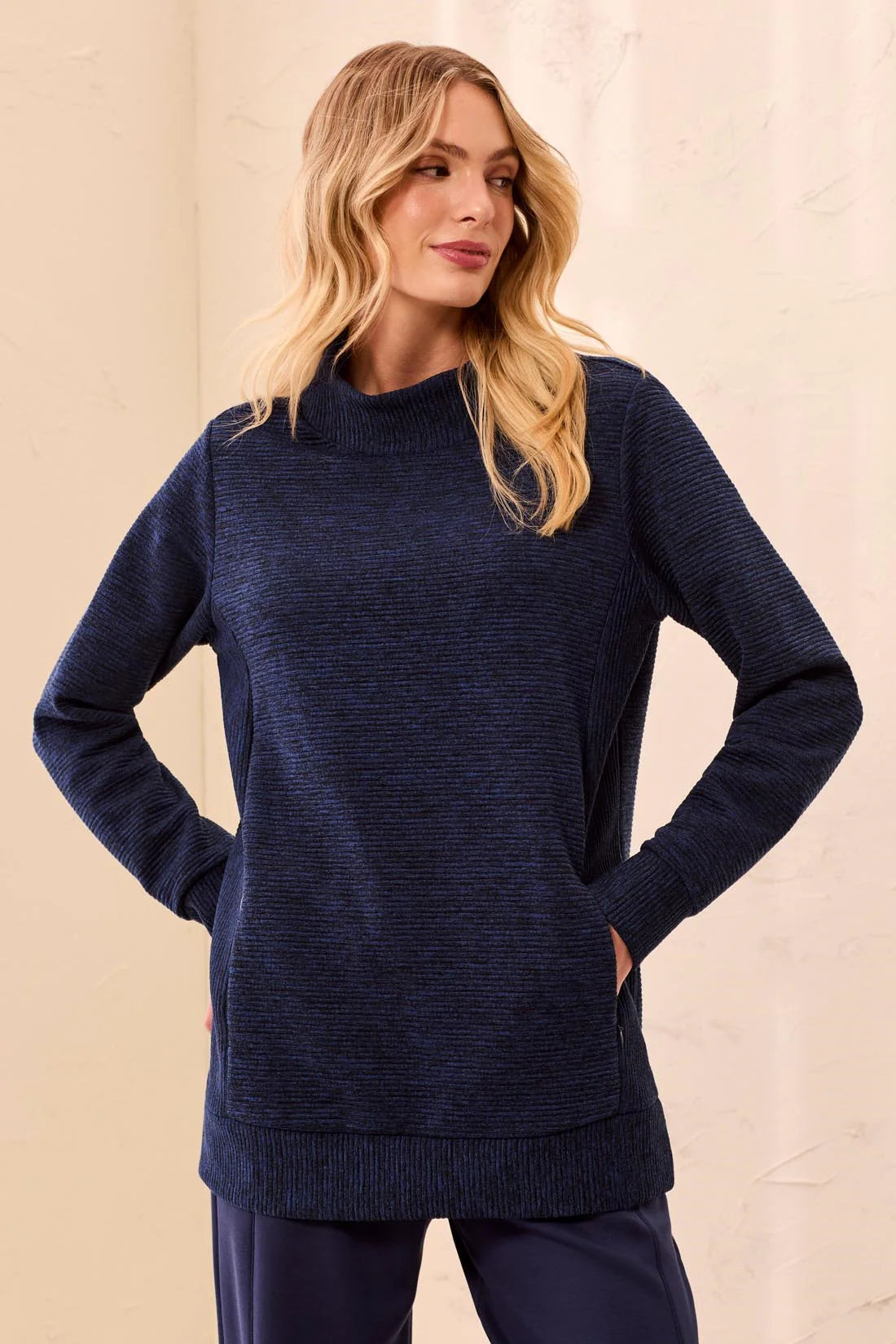 TRIBAL - L/S TUNIC W/INVISIBLE POCKETS